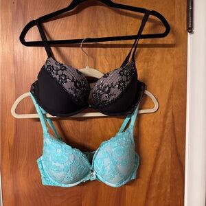 GUC Victoria's Secret Black and Teal Lace Push Up Bra Set